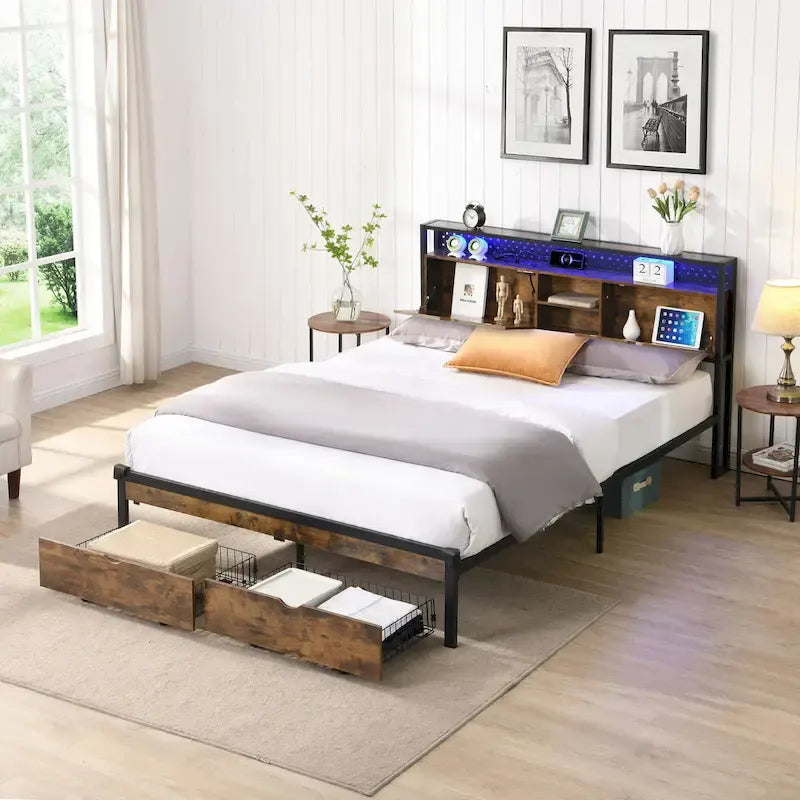 Struttura letto matrimoniale King Size in metallo con testiera in legno e luci a LED