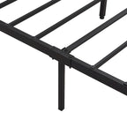 Struttura letto matrimoniale King Size in metallo con testiera in legno e luci a LED