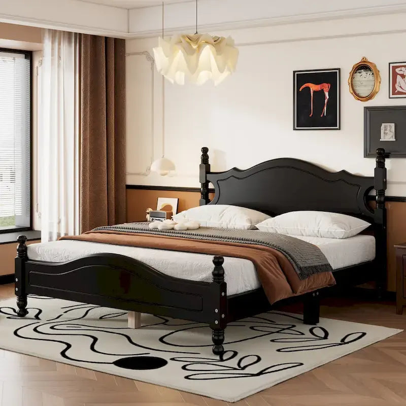 Letto a piattaforma in legno di pino con testiera