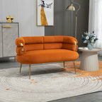 Poltrona di design in velluto con gambe in metallo