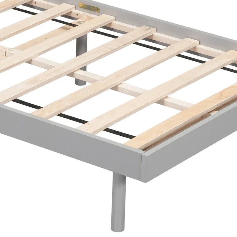 Struttura Letto a Piattaforma Matrimoniale in Legno con Porta di Ricarica USB
