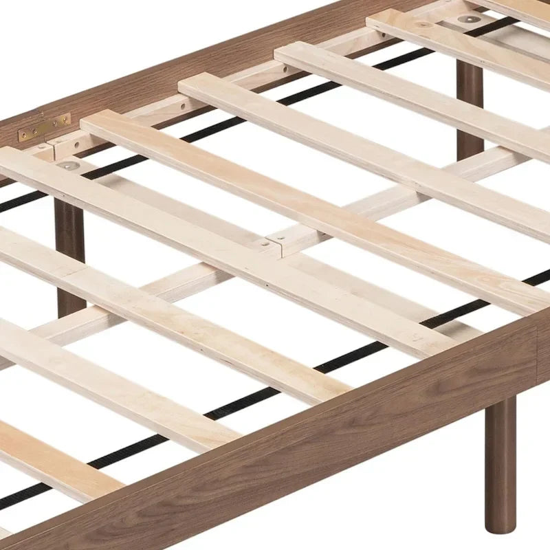 Struttura Letto a Piattaforma Matrimoniale in Legno con Porta di Ricarica USB